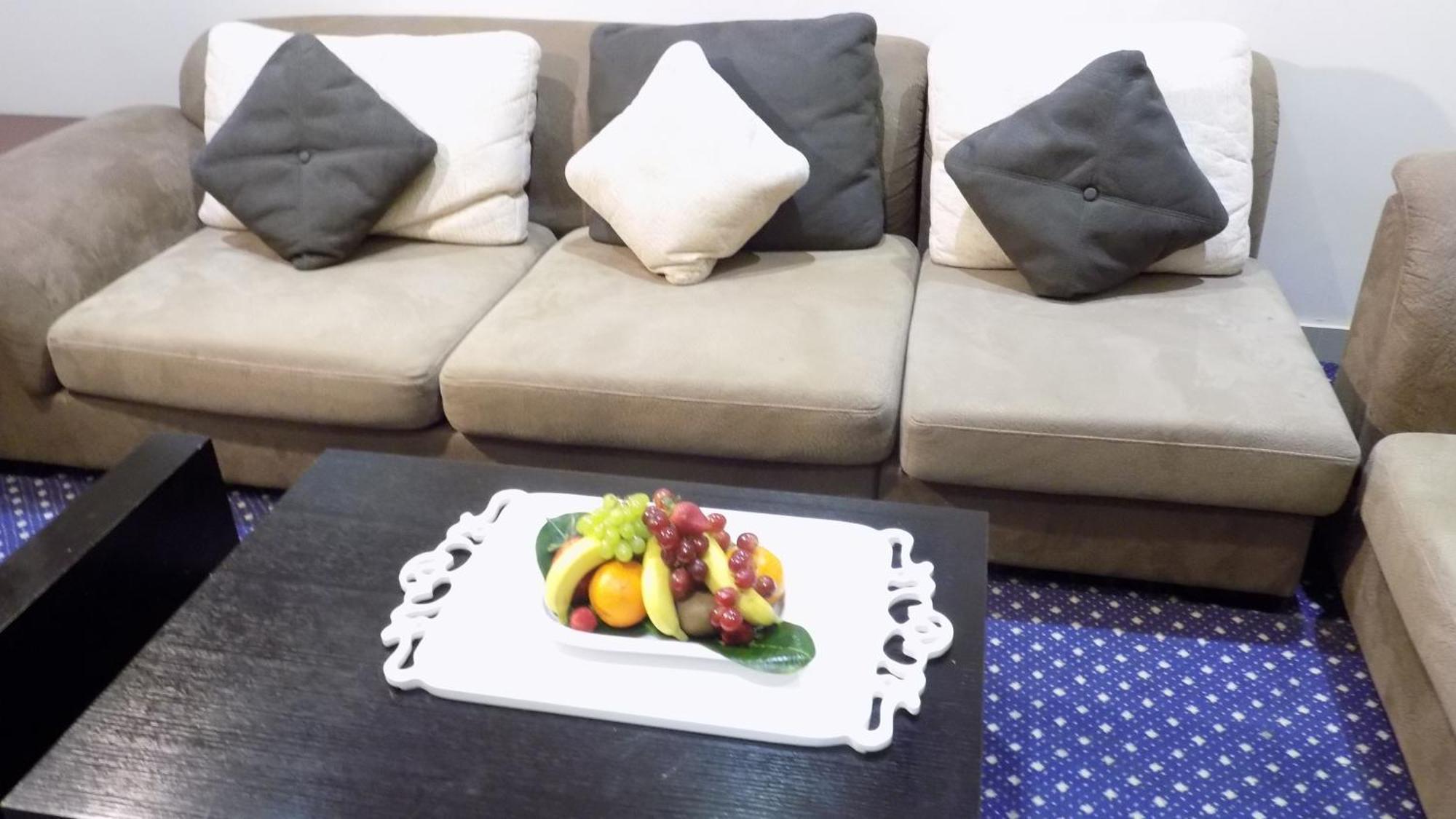Onizah Hotel Unaizah Værelse billede