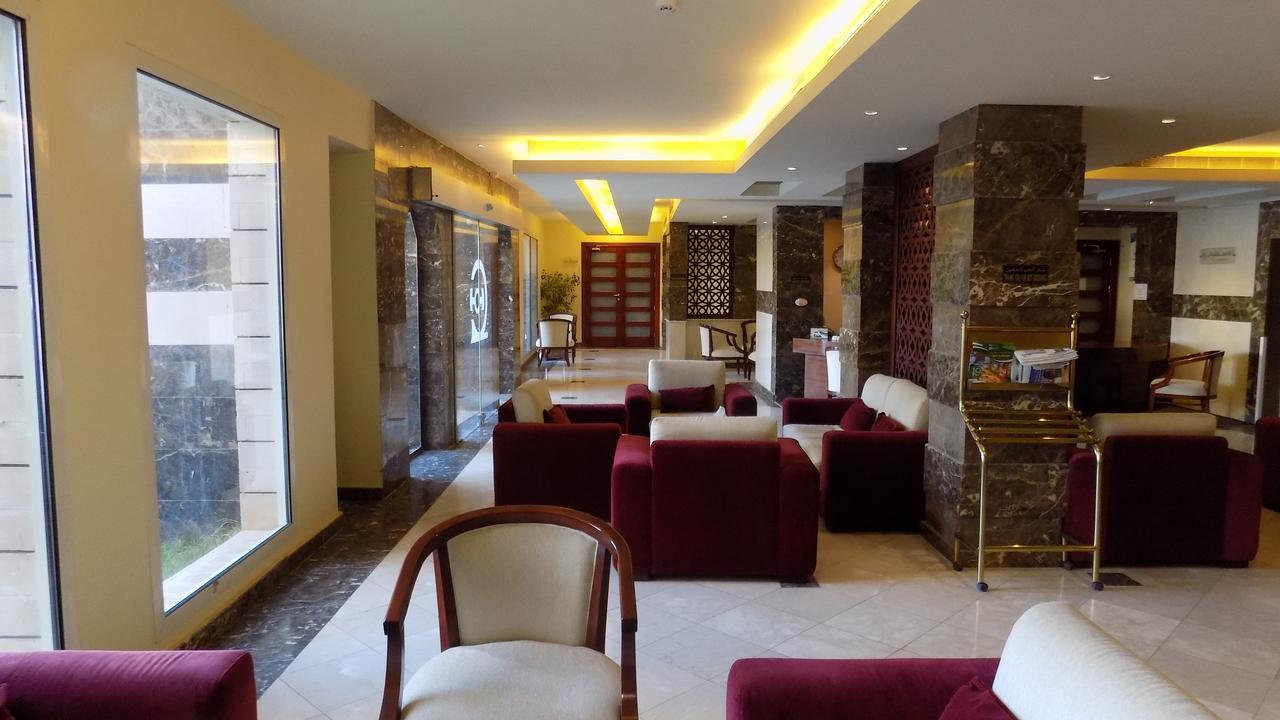 Onizah Hotel Unaizah Eksteriør billede